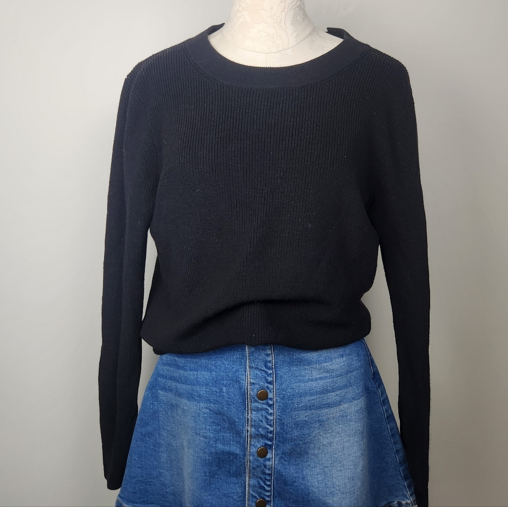 Aritzia 100% Wool Black Sweater Balletcore Open Scoop Back Size Small - Picture 2 of 14